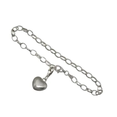 Armband, silver 925/1000, Guldfynd, charm/berlock "Hjärta", längd 21,5 cm, fint skick, förefaller sparsamt använd  Vikt: 7,4 g