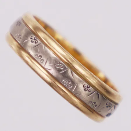 Ring, Uziel, gul/vitguld, stl 16½, 18K Vikt: 5,6 g