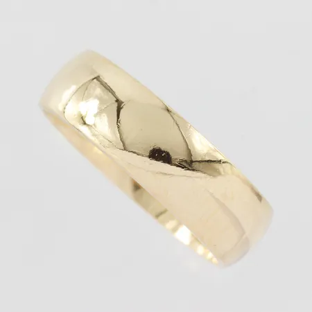 Ring slät , Petterssons Eftr Juvelerar Ab Joh Stockholm 1960, 15¾mm, bredd 5,3mm, 18k Vikt: 4,3 g