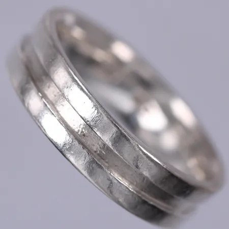 Ring, stl: 20, bredd: ca 6mm, 925/1000, silver och förgyllt silver Vikt: 6,2 g