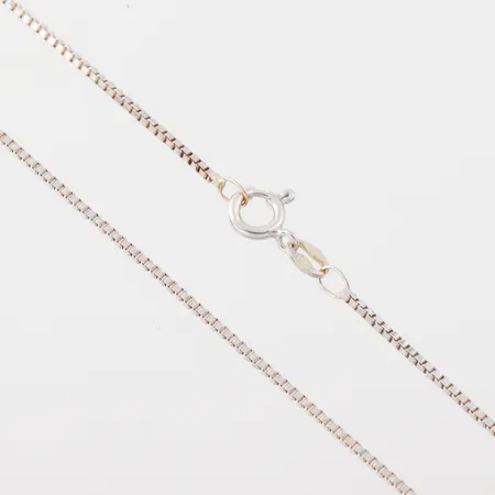 Collier Venezia, vitguld, längd 34 cm, bredd 1.1 mm, 18k. Vikt: 3,6 g