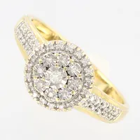 Ring, diamanter ca 48st, 0,27ctv, stl 17, bredd 2-9mm, infattning i vitguld, GHA, 18K, Vikt: 2,4 g