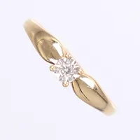 Ring med diamant ca 0,02ct, stl 16¼, bredd 1-3mm, GHA, 18K Vikt: 1 g