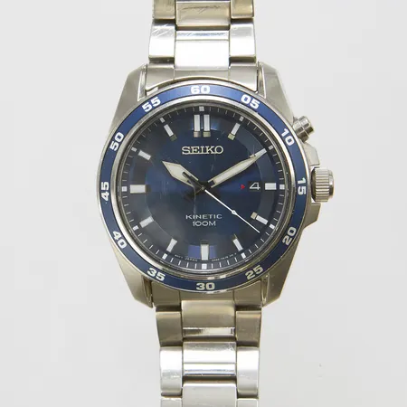 Herrur Seiko Kinetic, stål, 43mm, 5M82--0BE0 nr 920775, stållänk, repigt glas