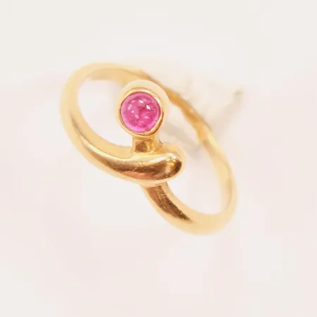 Ring, rosa sten, Ø16¼, bredd: 1,8mm, 18K Vikt: 2,8 g