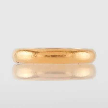 Ring slät, Harald Linder Uddevalla 1930, gravyr, storlek 17 mm, bredd 3.7 mm, 23k. Vikt: 6,5 g