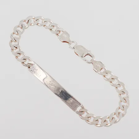 Armband pansar med namnbricka (ej graverad), Guldfynd AB, längd ca 19.5 cm, bredd ca 6.5 mm, silver 925/1000. Vikt: 17,3 g