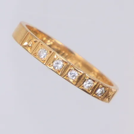 Ring med diamanter 5x0,02ct, stl 17¼, bredd 3mm, gravyr, 18K Vikt: 2,3 g