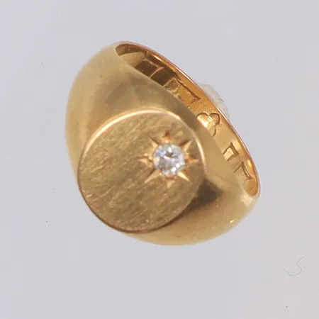 Klackring med diamant 1xca0,05ct stl 14¾ bredd 3-10mm 18K Vikt: 4,6 g