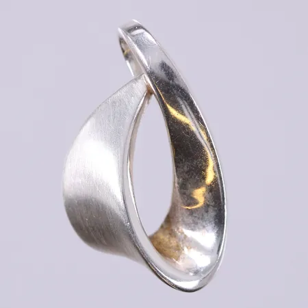 Hänge, längd: ca 2cm, bredd: ca 18mm, GHA, 925/1000, silver Vikt: 2,8 g