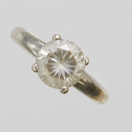 Ring, vit sten, stl 16, bredd 2-8mm, Guldfynd, 925/1000 silver Vikt: 3,1 g