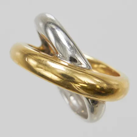 Ring, stl 15½, bredd 4-10mm, vitguld/rödguld, 18K Vikt: 5,9 g