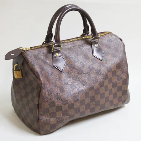 Väska Louis Vuitton, Speedy 30, Damier Ebene, ca 30 x 20 x 18cm, made in France, rött fläckigt foder, hänglås saknar nyckel, slitna hörn, slitage på gulmetall, inga tillbehör Skickas med postpaket.