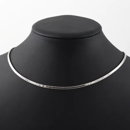 Collier ledat, längd 43cm, bredd 3,1mm, silver 835/1000 Vikt: 15,1 g