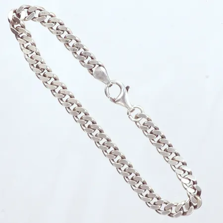 Armband Pansar silver 925/1000, längd 19cm, bredd 5,50mm Vikt: 11,8 g