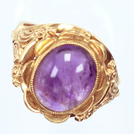 Ring, ametist, Ø17½, Guldvaruaktiebolaget G. Dahlgren & Co Ab år 1952, 18k Vikt: 4,9 g