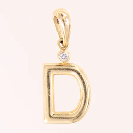 Hänge bokstaven "D", med en diamant ca 0,01ct enligt gravyr, 17x7,5mm, 18K  Vikt: 1 g