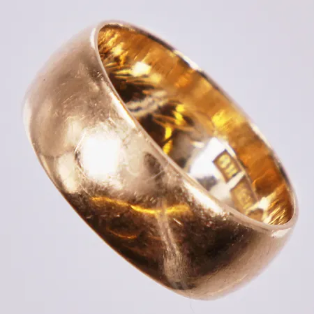 Ring, Jacobsson Ab Juvelerare Alf 1967, stl: 16, bredd ca 7mm, 18K Vikt: 6,7 g