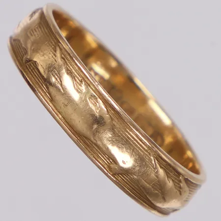 Ring, mönstrad, stl 20½, bredd 5,2mm, 18K Vikt: 6,2 g