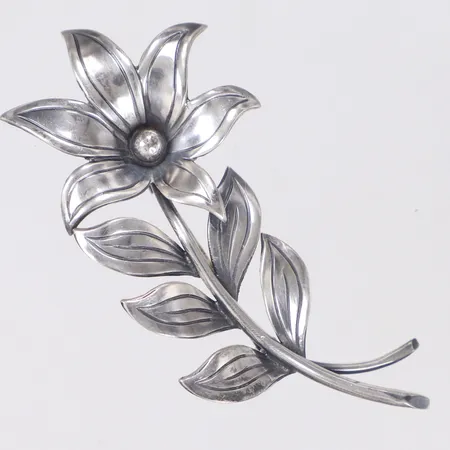 Brosch, blomma, längd 64mm, bredd 28mm, G Kaplan, 830/1000 silver  Vikt: 6,6 g