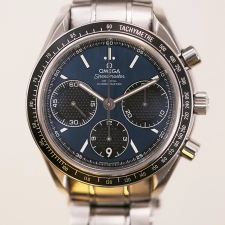 Herrur Omega Speedmaster Racing Co-Axial, stål, automatisk, ref-nr:32630405003001, serie-nr:86705483, Ø40mm, manual, certifikat ostämplat , box och ytterkartong.