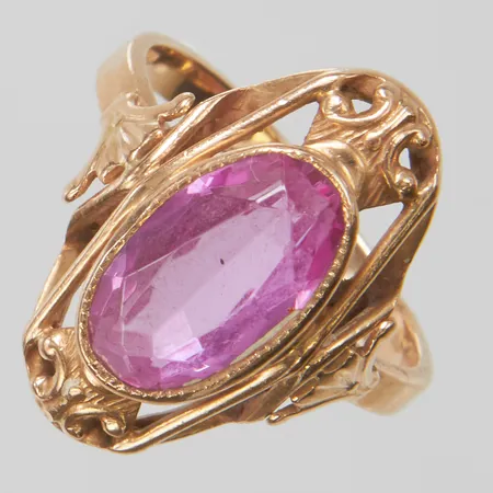 Ring, syntetisk rosa safir, Ø16¾, bredd:2-20mm, roséguld, 14K. Vikt: 4,3 g