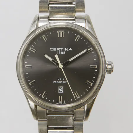 Herrur Certina DS-2, stål, quartz, 40mm, ref: C024410A, snr: B00EGK0HZ, safirglas, datum, repig stållänk, dubbelviklås, batteribyte, inga tillbehör.