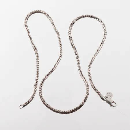 Collier Vetekedja, längd 45cm, bredd ca 2,4x2,4mm, ojämnheter, Guldfynd, silver 925/1000 Vikt: 14,5 g