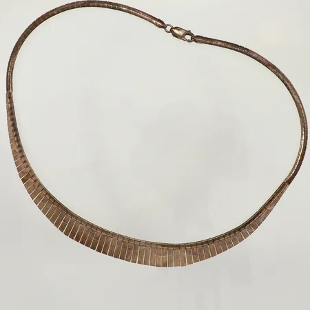 Collier doserad, längd 44,5cm, bredd 4,2mm-14,8mm, 925/1000 silver Vikt: 27,4 g