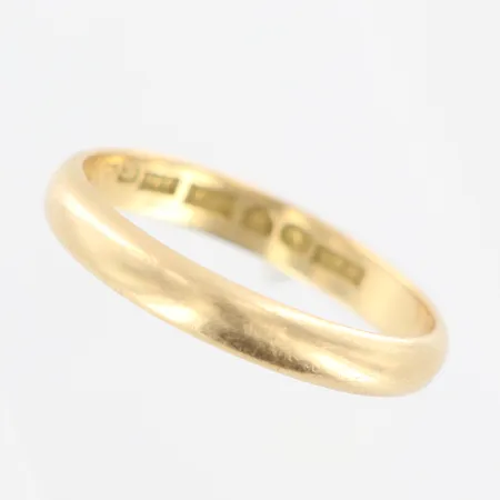 Ring slät, stl 19½, bredd ca 3mm, grayvr, 18K Vikt: 3,3 g