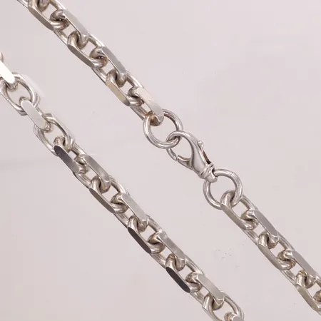 Collier, Ankar, längd 46cm, bredd 7,5mm, 925/1000 silver Vikt: 88,1 g