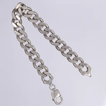 Armband, pansarlänk, längd 21,5cm, bredd 11mm, silver 925/1000 Vikt: 43,8 g