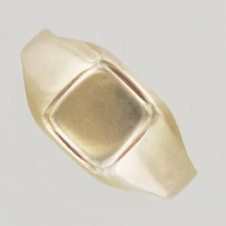 Ring, Ø 20½ mm, bredd 10 mm, 14K  Vikt: 4,1 g