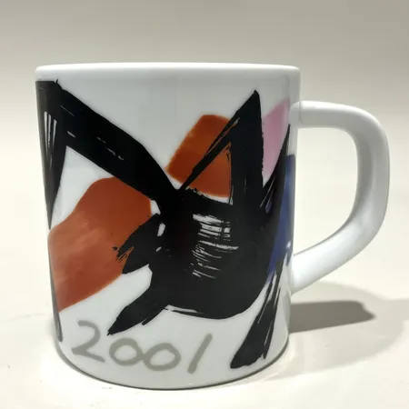 Mugg, Royal Copenhagen Annual mug, 2001, Ivan Weiss, höjd ca 11,5cm, Ø ca 10,5cm Skickas med postpaket.