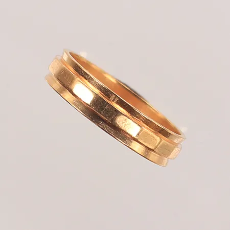 Ring, gravyr, 18K Vikt: 4,7 g