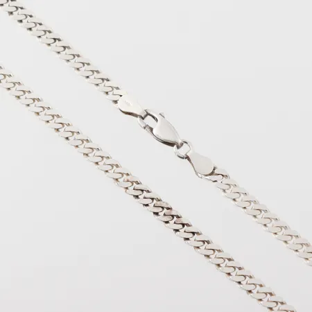 Collier Pansar, längd ca 70 cm, bredd 4 mm, silver 925/1000. Vikt: 26 g