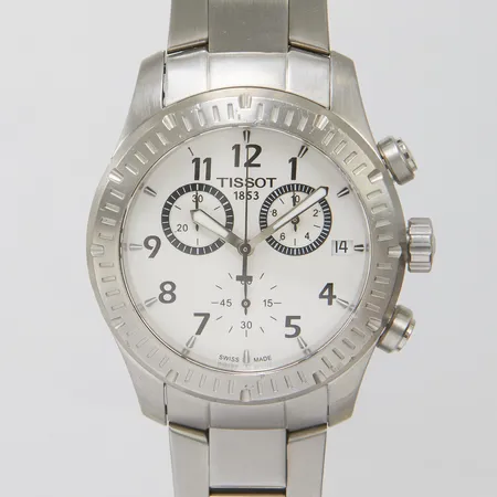 Herrur Tissot V8, stål, quartz, 42,5mm, ref: T039417B, snr: 13BG0394195, kronograf, datum, stållänk, viklås, extra länkbitar, certifikat daterat 140919 Göteborg, box.