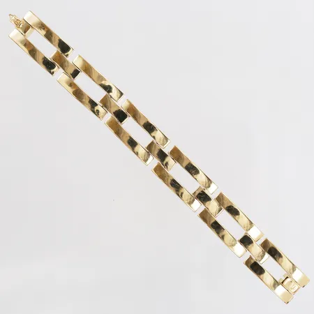 Armband med 5st smaragdslipade citriner, totalt ca 75,00ct, längd 16cm, bredd 15mm, tillverkad av Smyckeboden Olle Torrestad, Halmstad, år 1966, 18K guld Vikt: 46,9 g