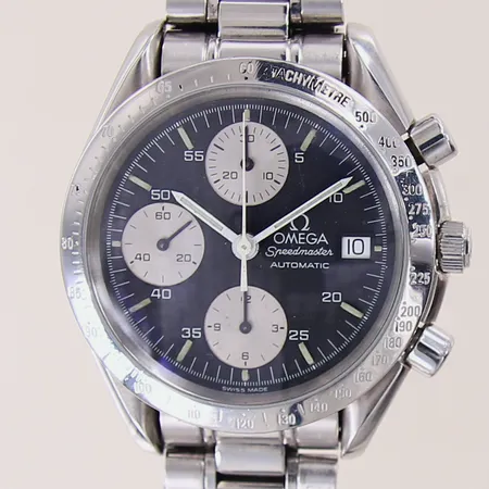 Herrur Omega Speedmaster, stål, automatisk, ref-nr: 3511.50.00, serie-nr: 53957642, datum, Ø39mm, safirglas, kronograf, årtal ca 1999, dustbag från Omega, viklås med repor, visare med slitage, tachymetre ring med färgbortfall, boett samt stållänk med repor, box ej original Vikt: 0 g