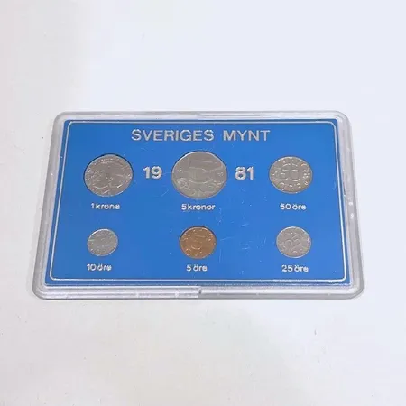 Myntsamling, Sveriges Mynt, från 1981, 1krona, 5kronor, 50öre, 10öre, 5öre, 25öre, i repigt plastetui