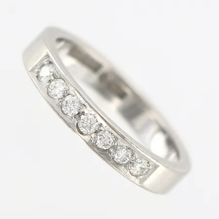 Ring, halvallians, stl 19, diamanter 7 x 0,04ct, Avenyns Guld & Gravyr, år 2001, vitguld, 18K Vikt: 6,5 g