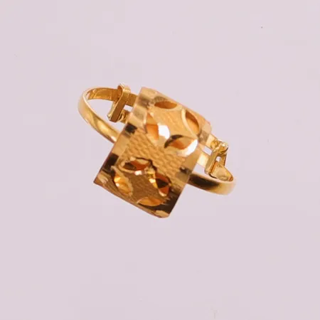 Ring, justerbar storlek, 21K 1,5g.