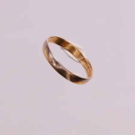 Ring, Ø19½, bredd:3mm, tunn gravyr, 18K 1,9g.