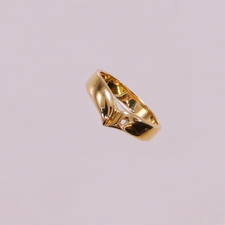 Ring, Ø16¾, bredd:6mm, sten saknas, 18K 4,9g.