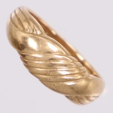 Ring, stl 17¼, bredd 2-6,7mm, 18K  Vikt: 3 g