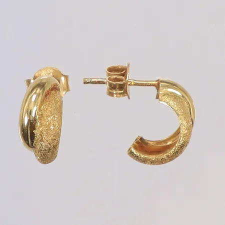 Ett par Örhängen, mönstrade 5x10mm GFAB 18K Vikt: 1,3 g