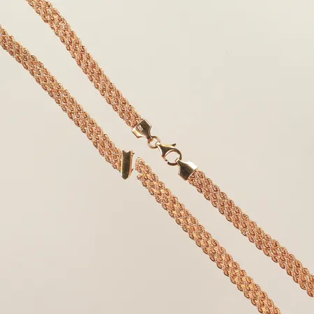 Halsband 3-radig cordell, 45 cm, bredd 6 mm, trasig av, 18K 9,3g Vikt: 9,3 g