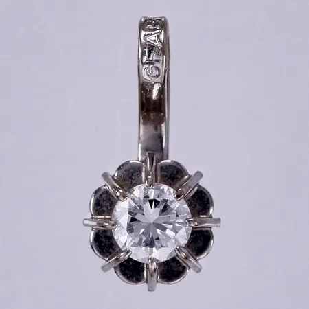 Hänge med diamant ca 1x0,14ct, GFAB, längd ca 10mm, 18K Vikt: 0,4 g