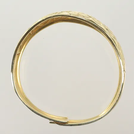 Armring öppningsbar Ø63mm, bredd 13-24 mm, ojämn,defekt 14K Vikt: 16,3 g