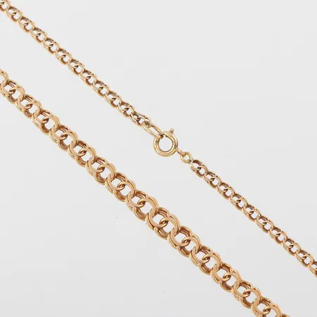 Collier Bismarck, längd 45 cm, bredd 2.8-5.5 mm, 18k. Vikt: 10,3 g